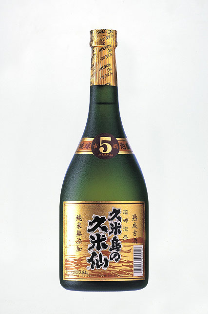 琉球泡盛酒|| Awamori Database | 久米島の久米仙ブラック5年古酒